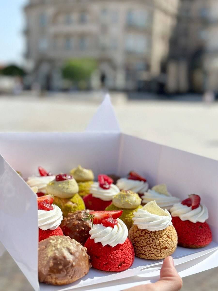 Mini Cream Puffs